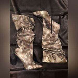 Jessica simpson Leonelle Metallic Pointy
Toe Knee High Boot